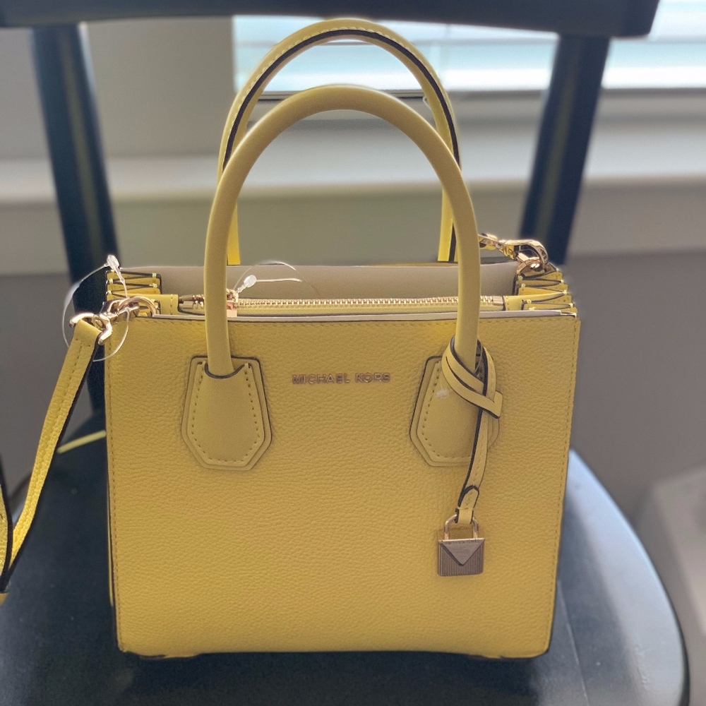 NWT Michael Kors Medium Mercer Tote